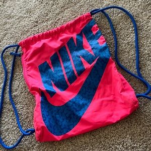 Nike Draw String Backpack - blue/pink